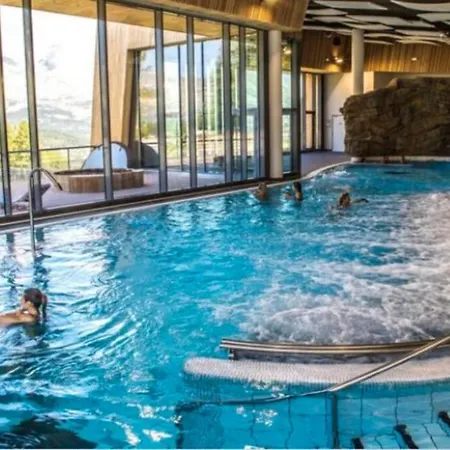 Appartement De Charme Dans Residence Avec Piscine La Joue Du Loup Le Devoluy Exterior photo