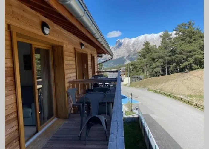 Appartement de charme dans résidence avec piscine La Joue du Loup