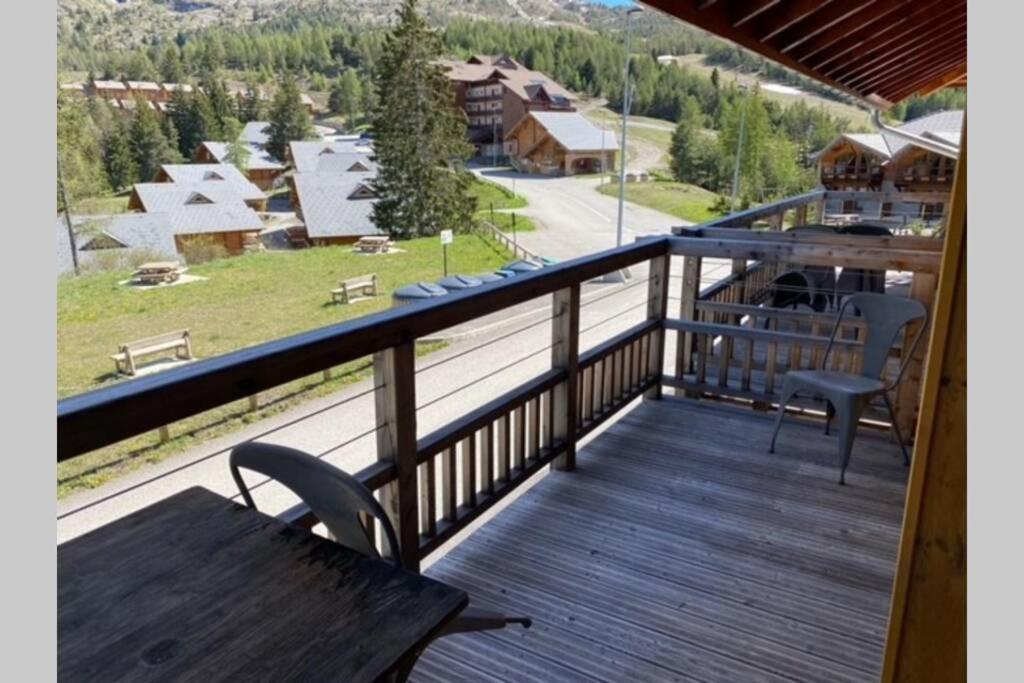Appartement De Charme Dans Résidence Avec Piscine La Joue Du Loup Saint-Étienne-en-Dévoluy